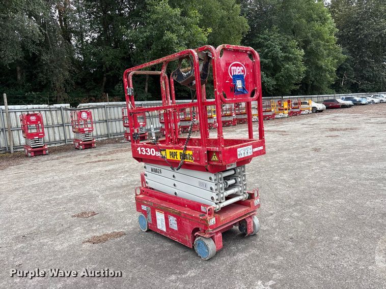 image for item YA3476 2019 MEC 1330SE scissor lift