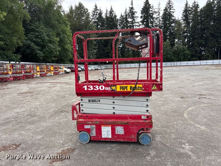 image for item YA3476 2019 MEC 1330SE scissor lift