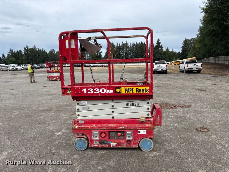 image for item YA3476 2019 MEC 1330SE scissor lift