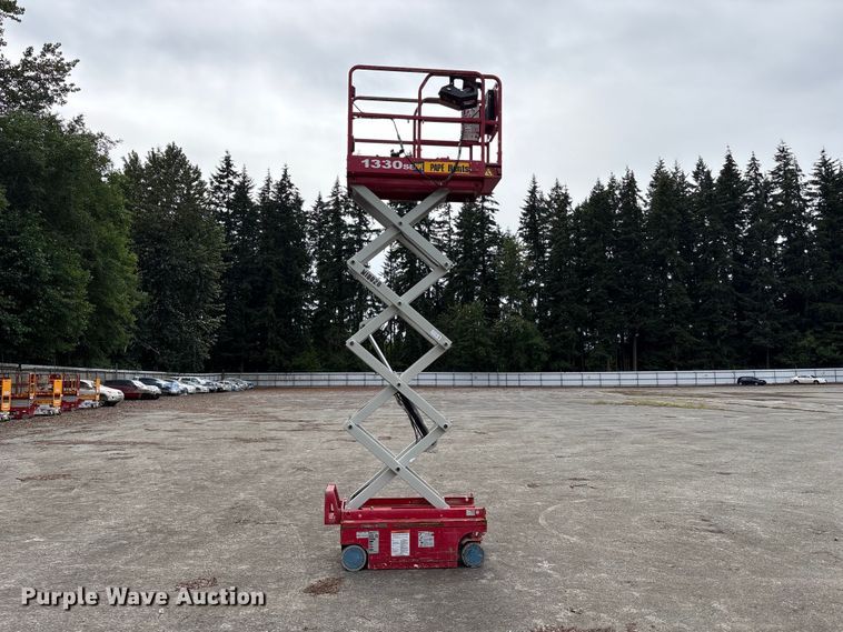 image for item YA3476 2019 MEC 1330SE scissor lift