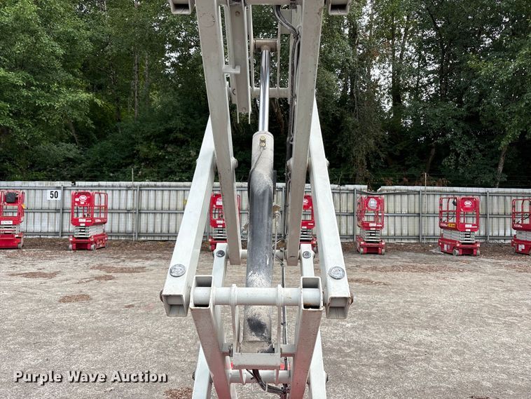 image for item YA3476 2019 MEC 1330SE scissor lift