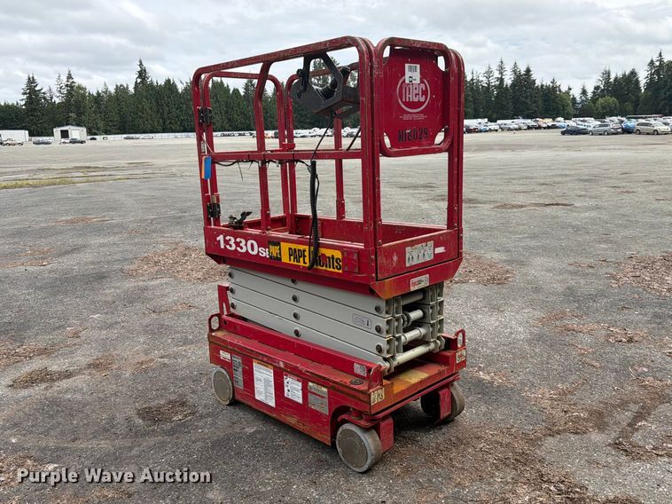 image for item YA3477 2019 MEC 1330SE scissor lift