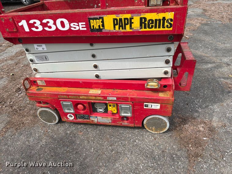 image for item YA3477 2019 MEC 1330SE scissor lift