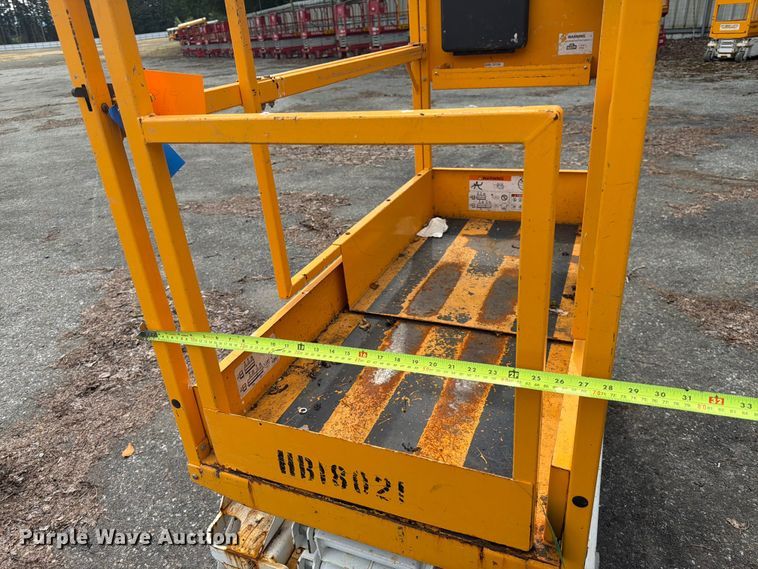 image for item YA3481 Hi-Brid lift 1230 scissor lift