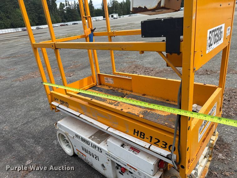 image for item YA3481 Hi-Brid lift 1230 scissor lift