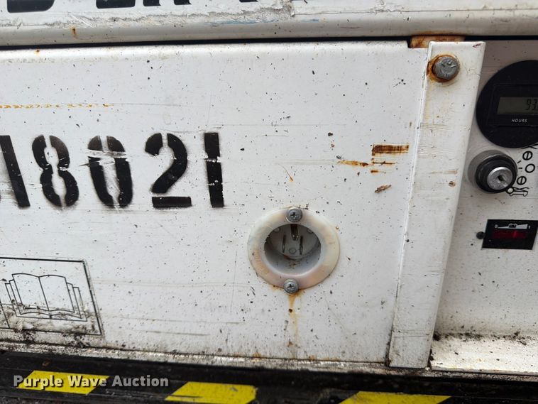 image for item YA3481 Hi-Brid lift 1230 scissor lift