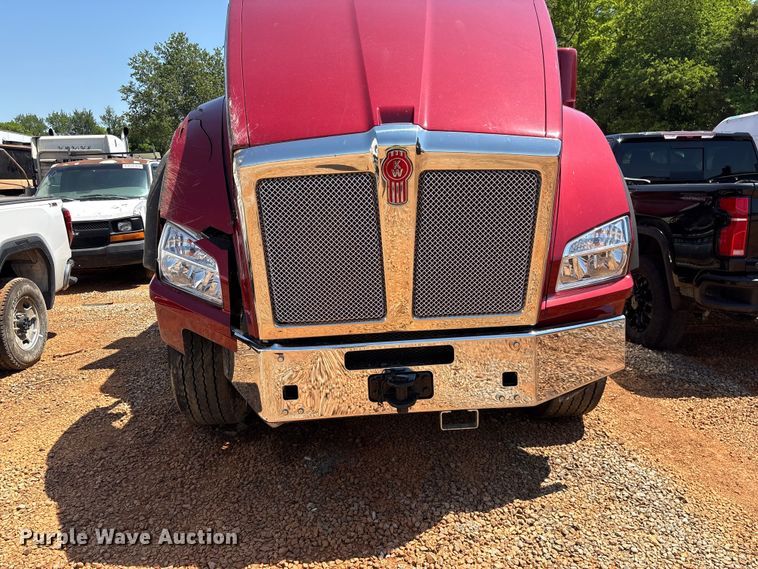 image for item YA3491 2026 Kenworth T880 dump truck