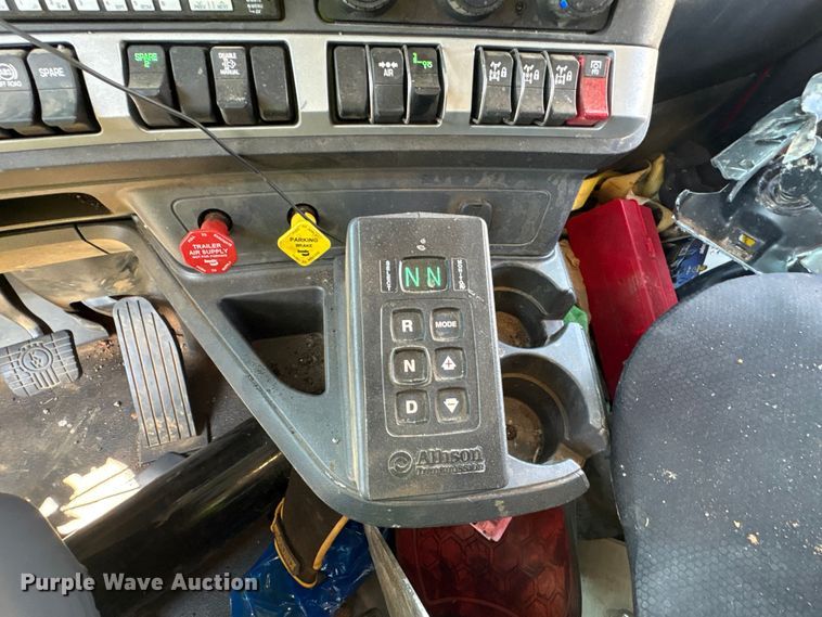 image for item YA3491 2026 Kenworth T880 dump truck