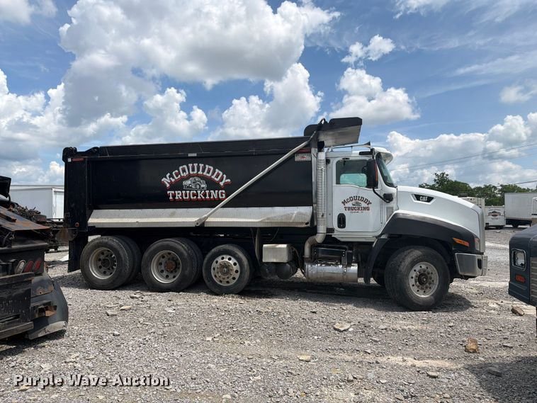 image for item YA3558 2016 Caterpillar CT660S dump truck