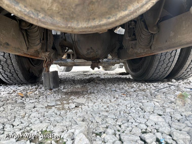 image for item YA3558 2016 Caterpillar CT660S dump truck