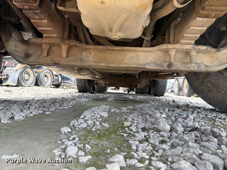 image for item YA3558 2016 Caterpillar CT660S dump truck