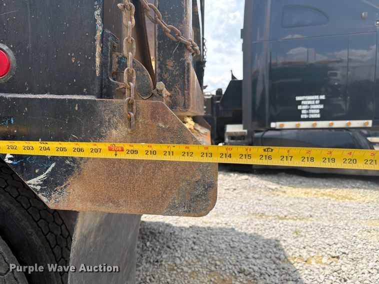 image for item YA3558 2016 Caterpillar CT660S dump truck