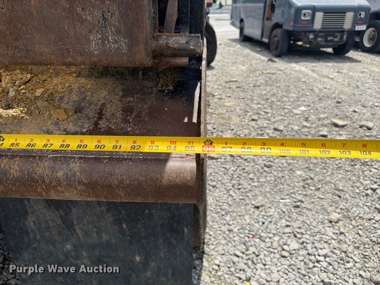 image for item YA3558 2016 Caterpillar CT660S dump truck