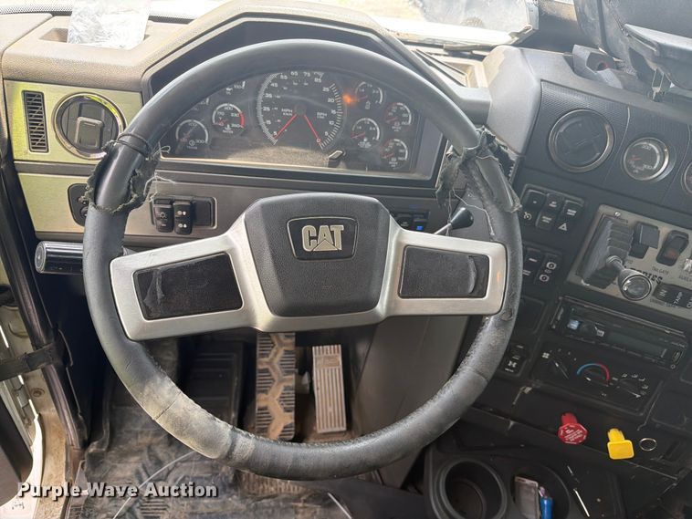 image for item YA3558 2016 Caterpillar CT660S dump truck