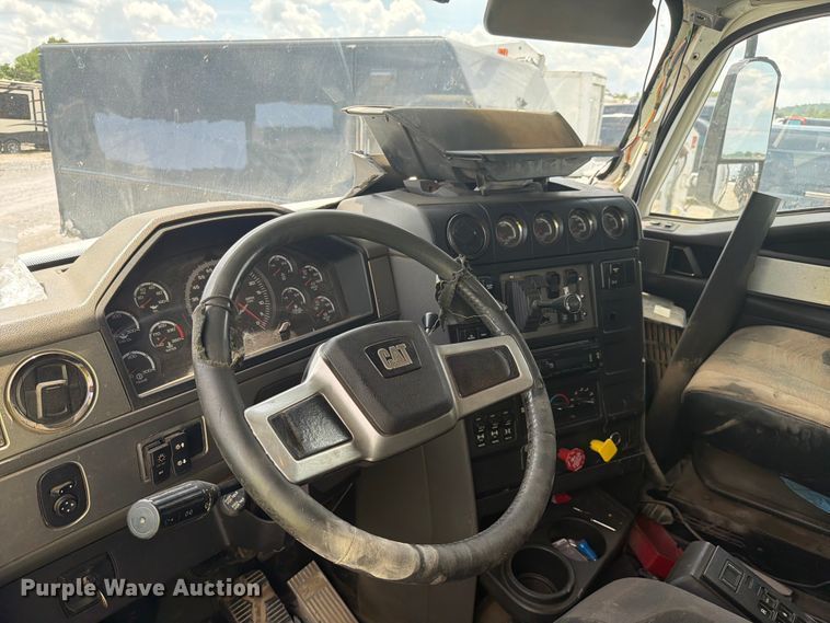 image for item YA3558 2016 Caterpillar CT660S dump truck