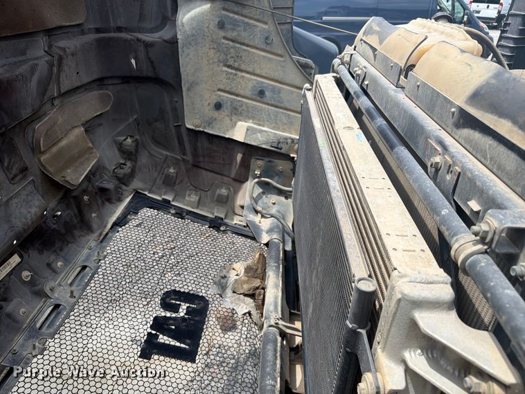 image for item YA3558 2016 Caterpillar CT660S dump truck