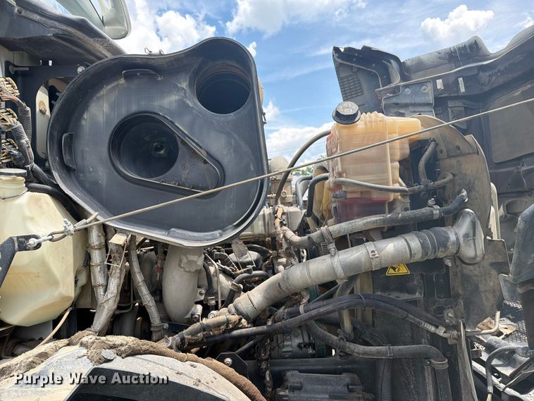 image for item YA3558 2016 Caterpillar CT660S dump truck