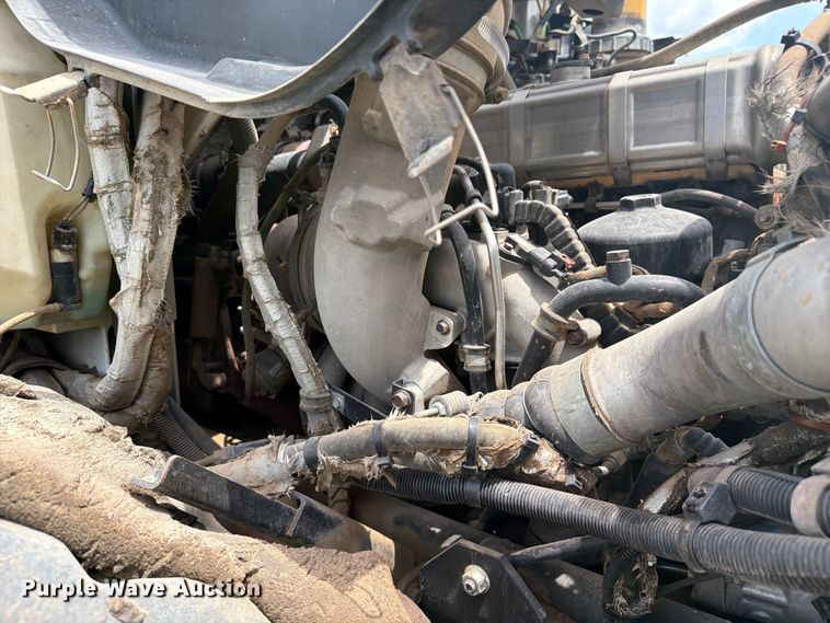 image for item YA3558 2016 Caterpillar CT660S dump truck