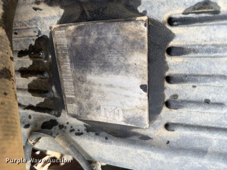 image for item YA3558 2016 Caterpillar CT660S dump truck