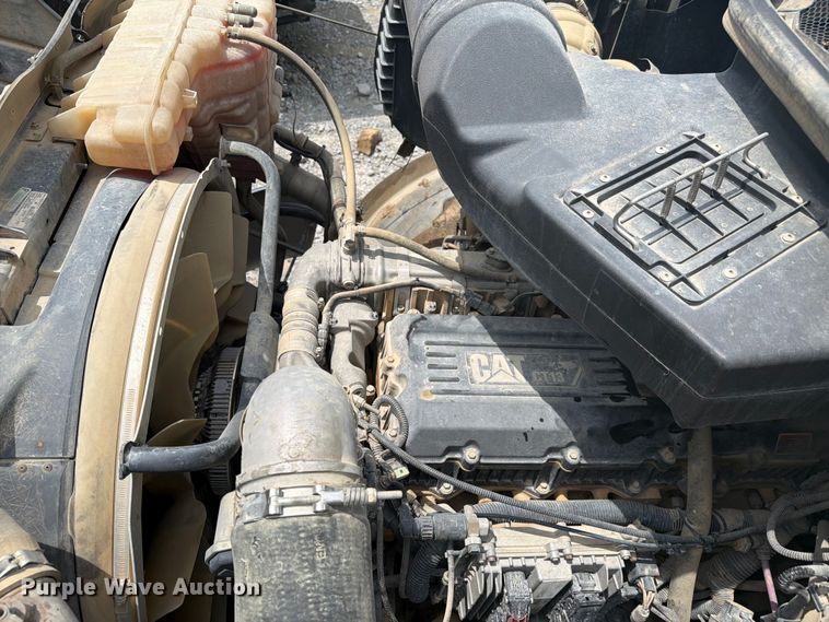 image for item YA3558 2016 Caterpillar CT660S dump truck