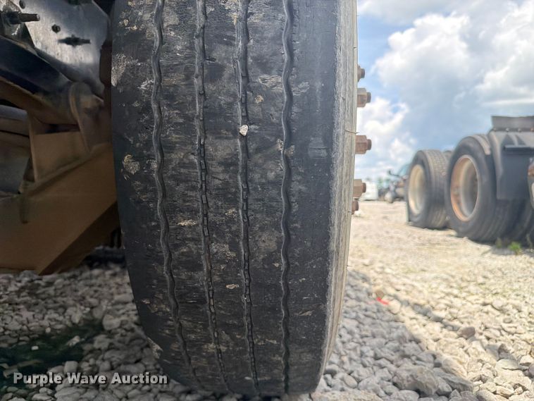 image for item YA3558 2016 Caterpillar CT660S dump truck