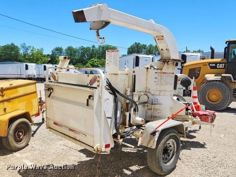 image for item YA3736 2020 Bandit 200UC wood chipper