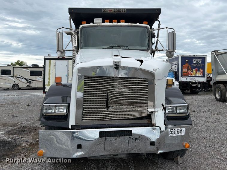 image for item YA3777 2018 Kenworth T800 dump truck