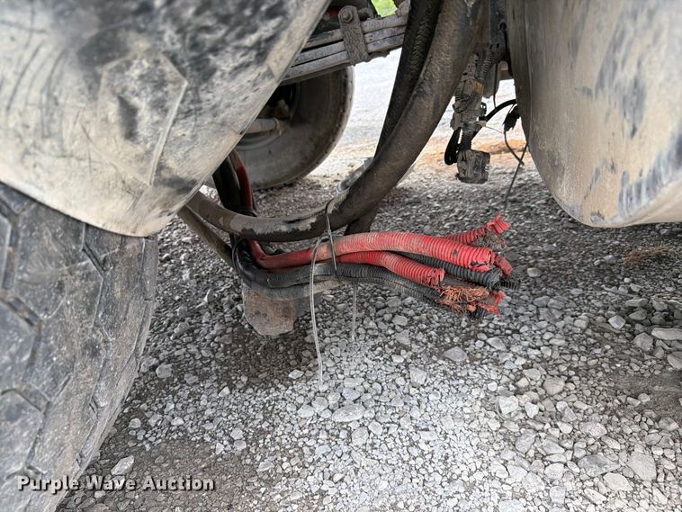 image for item YA3777 2018 Kenworth T800 dump truck