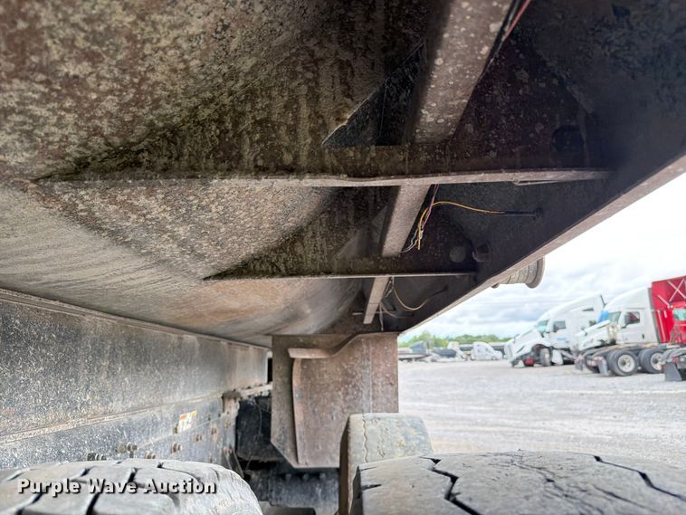 image for item YA3777 2018 Kenworth T800 dump truck