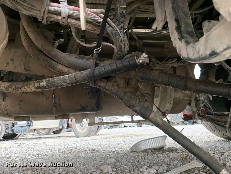 image for item YA3777 2018 Kenworth T800 dump truck