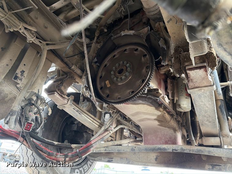 image for item YA3777 2018 Kenworth T800 dump truck
