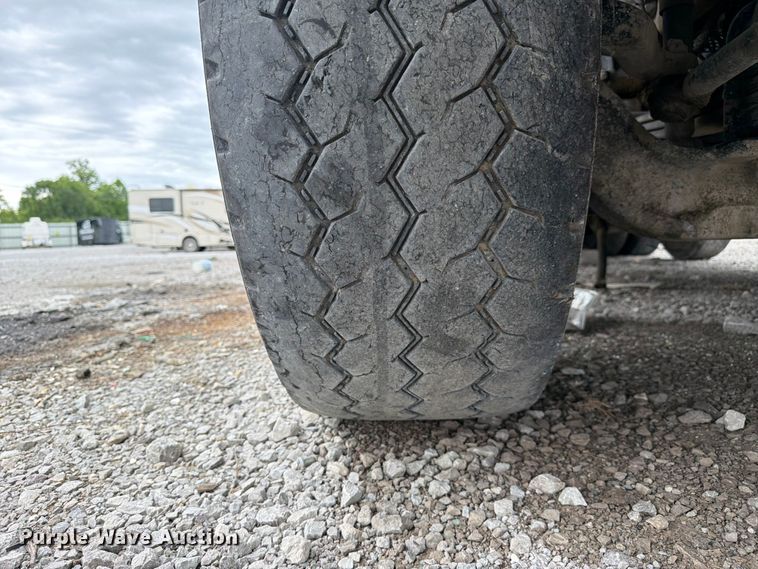 image for item YA3777 2018 Kenworth T800 dump truck