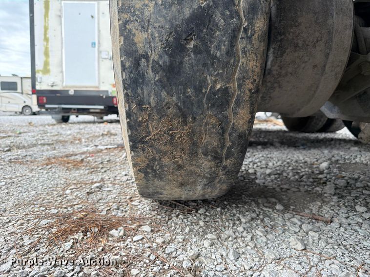 image for item YA3777 2018 Kenworth T800 dump truck