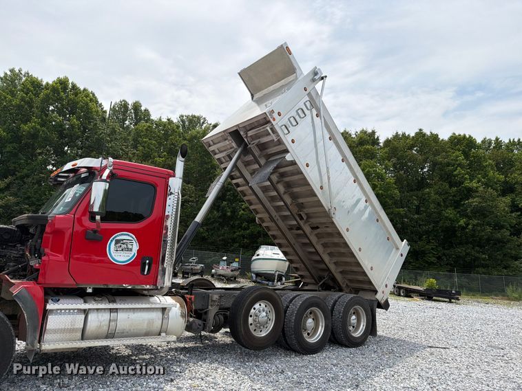 image for item YA3778 2026 Western Star dump truck