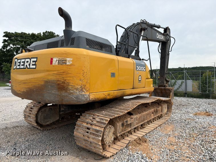 image for item YA3847 2018 John Deere 300G LC excavator