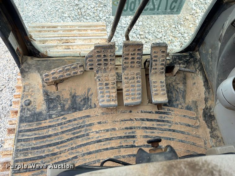 image for item YA3847 2018 John Deere 300G LC excavator
