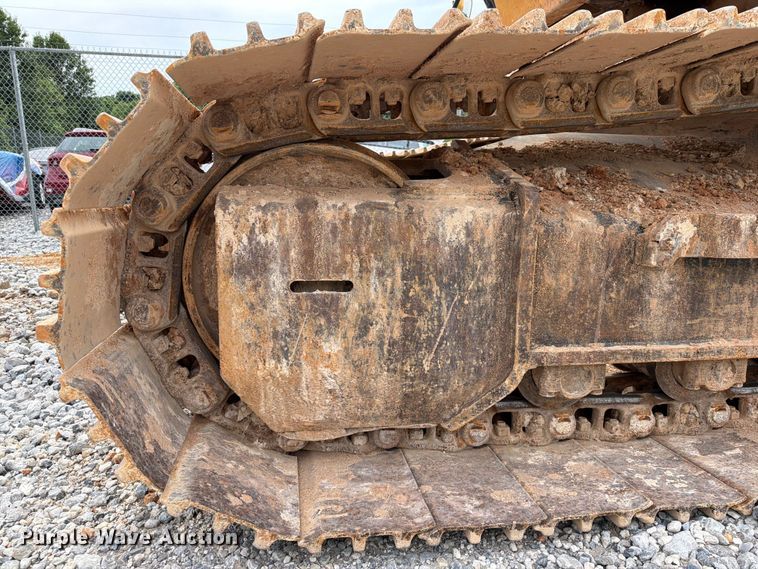 image for item YA3847 2018 John Deere 300G LC excavator