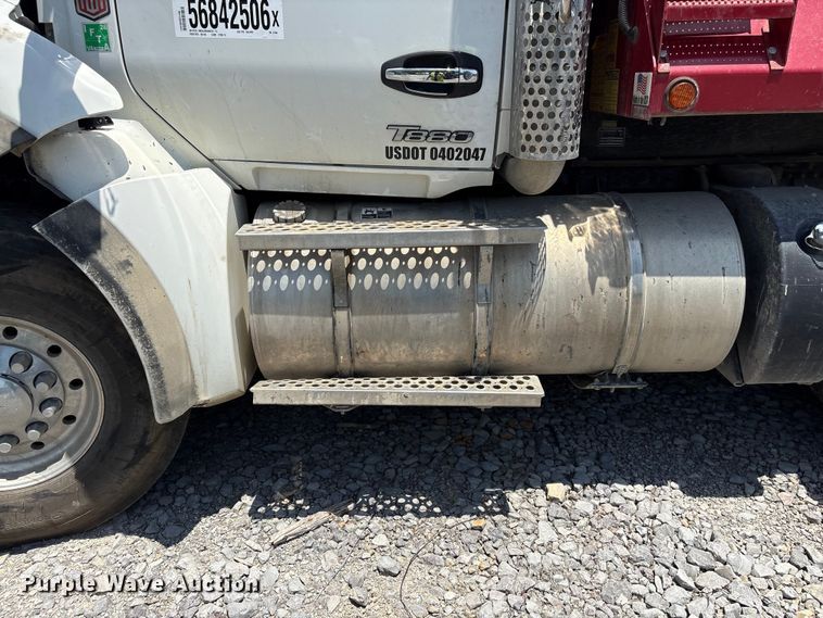 image for item YA3920 2024 Kenworth T880 dump truck