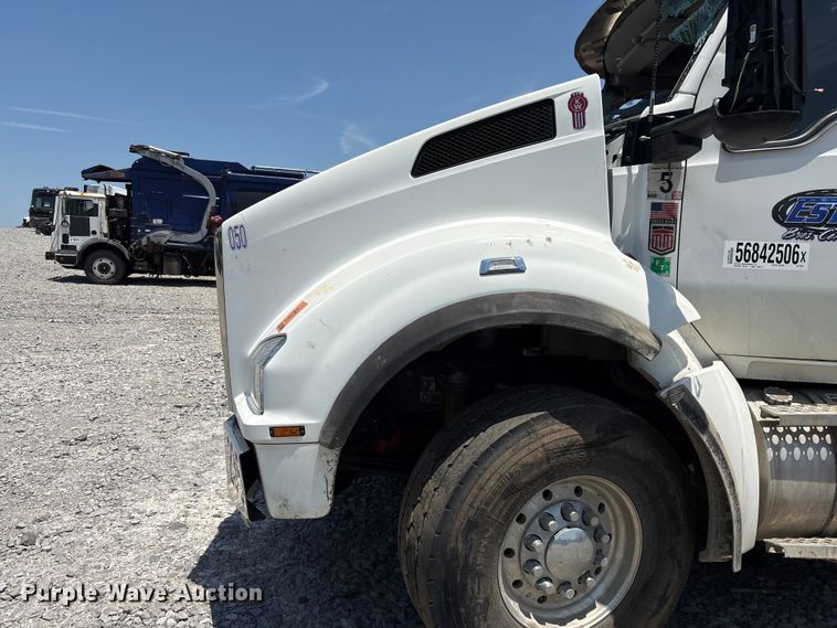image for item YA3920 2024 Kenworth T880 dump truck