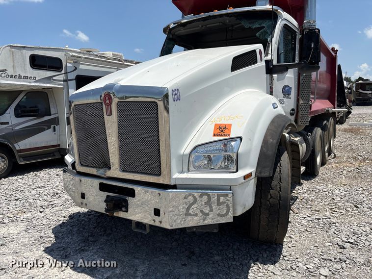 image for item YA3920 2024 Kenworth T880 dump truck