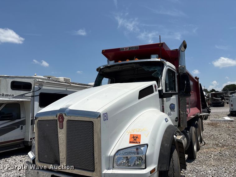 image for item YA3920 2024 Kenworth T880 dump truck