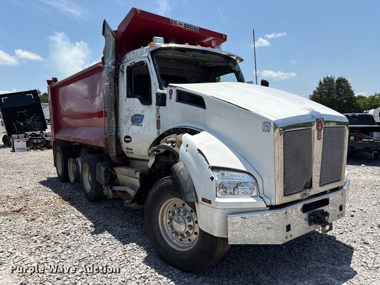 image for item YA3920 2024 Kenworth T880 dump truck