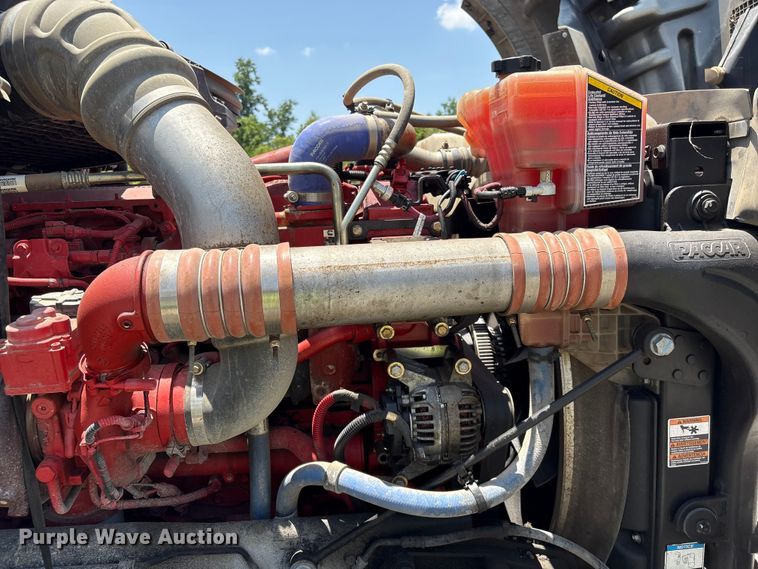 image for item YA3920 2024 Kenworth T880 dump truck
