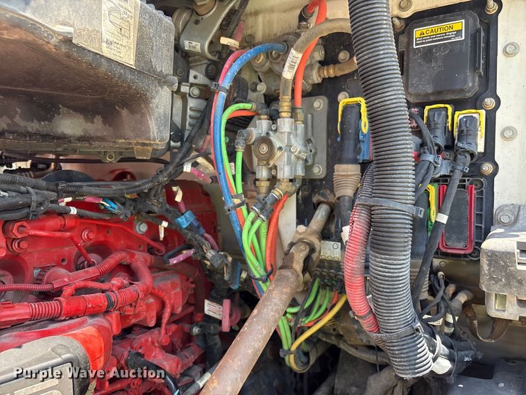 image for item YA3920 2024 Kenworth T880 dump truck