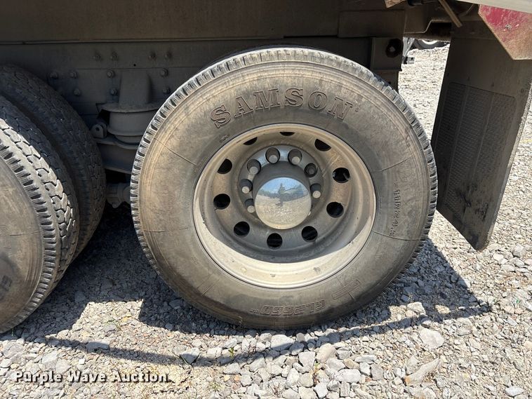 image for item YA3920 2024 Kenworth T880 dump truck