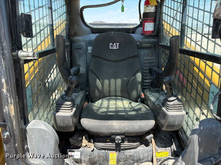 image for item YA3928 2022 Caterpillar 246D3 skid steer loader