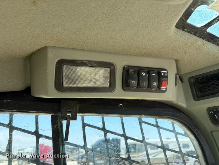 image for item YA3928 2022 Caterpillar 246D3 skid steer loader