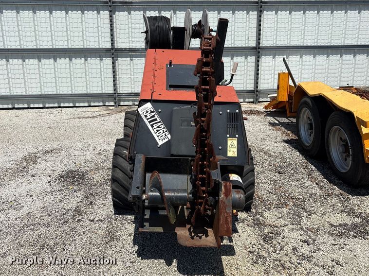image for item YA3938 2018 Ditch Witch 410SX trencher