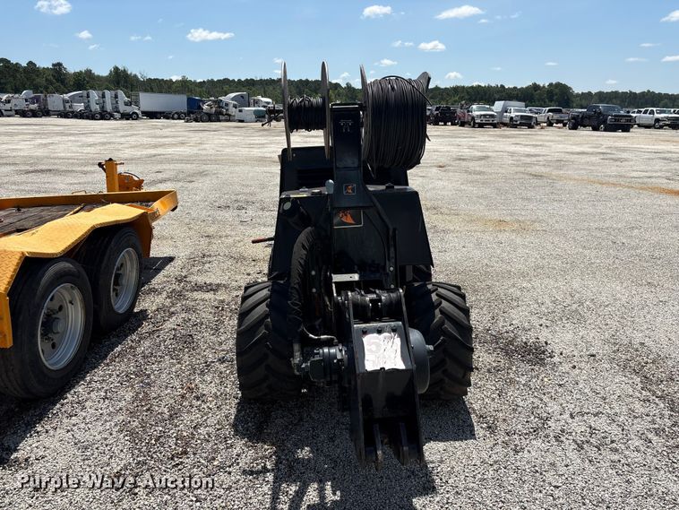 image for item YA3938 2018 Ditch Witch 410SX trencher