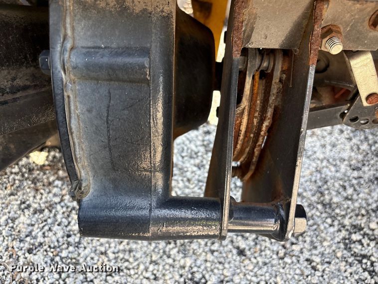 image for item YA3938 2018 Ditch Witch 410SX trencher